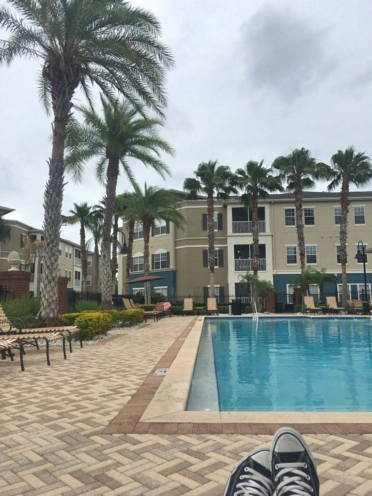 Résidence avec piscine et palmiers Savannah River Way à Orlando