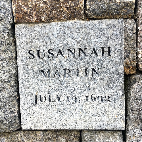 plaque commémorative de susannah martin pendue à salem le 19 juillet 1692